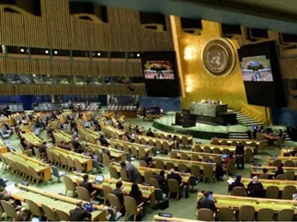 股配所 中方主提, 40多国支持, 美反对无效, 耿爽联大霸气点名美国